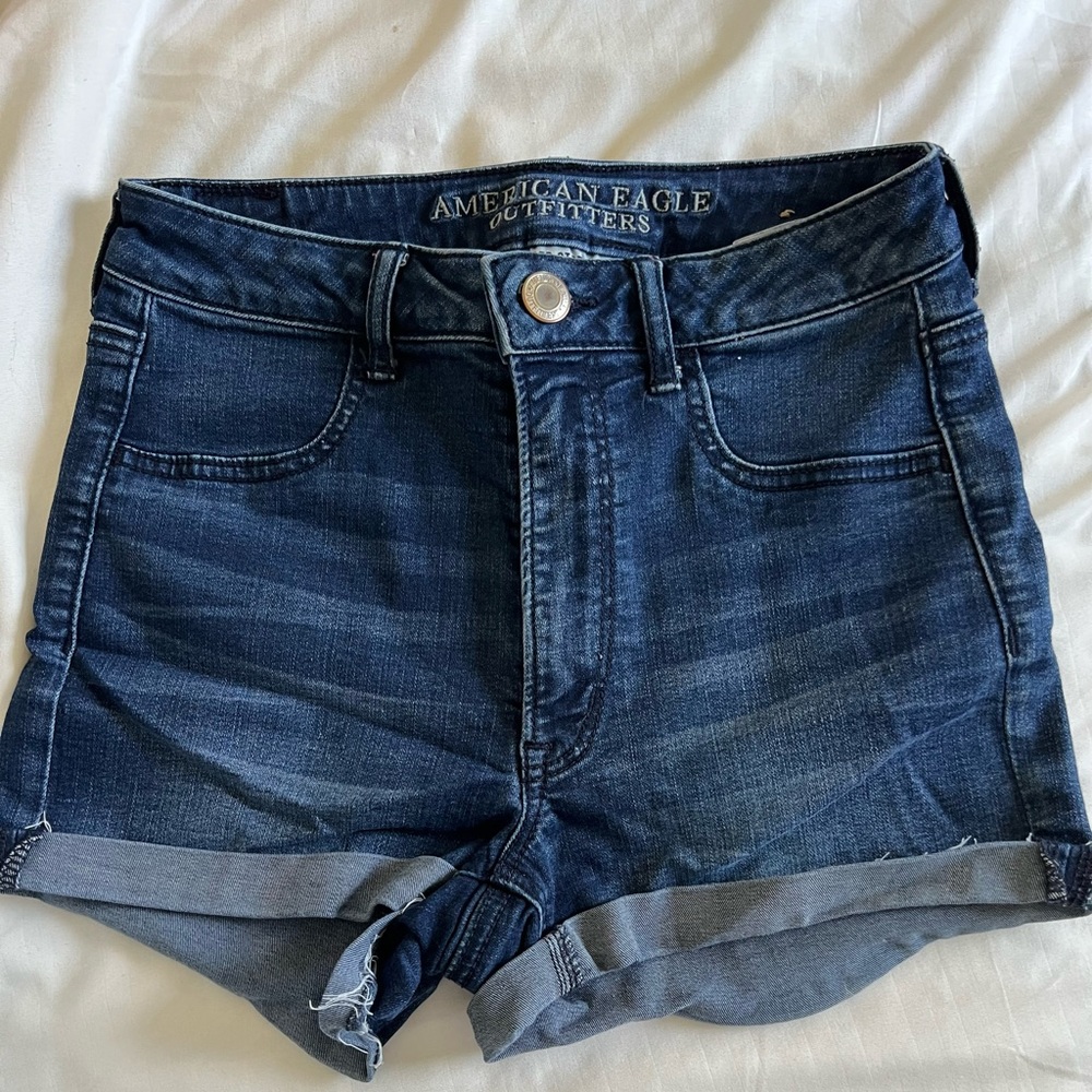 American Eagle Medium-Wash High-Rise Denim Shorts. Size 6.